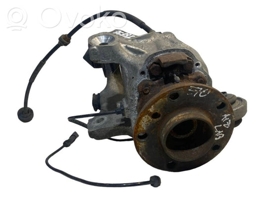 Aizmugurē riteņa rumbas vārpstas šarnīrs (stupica, capfa)