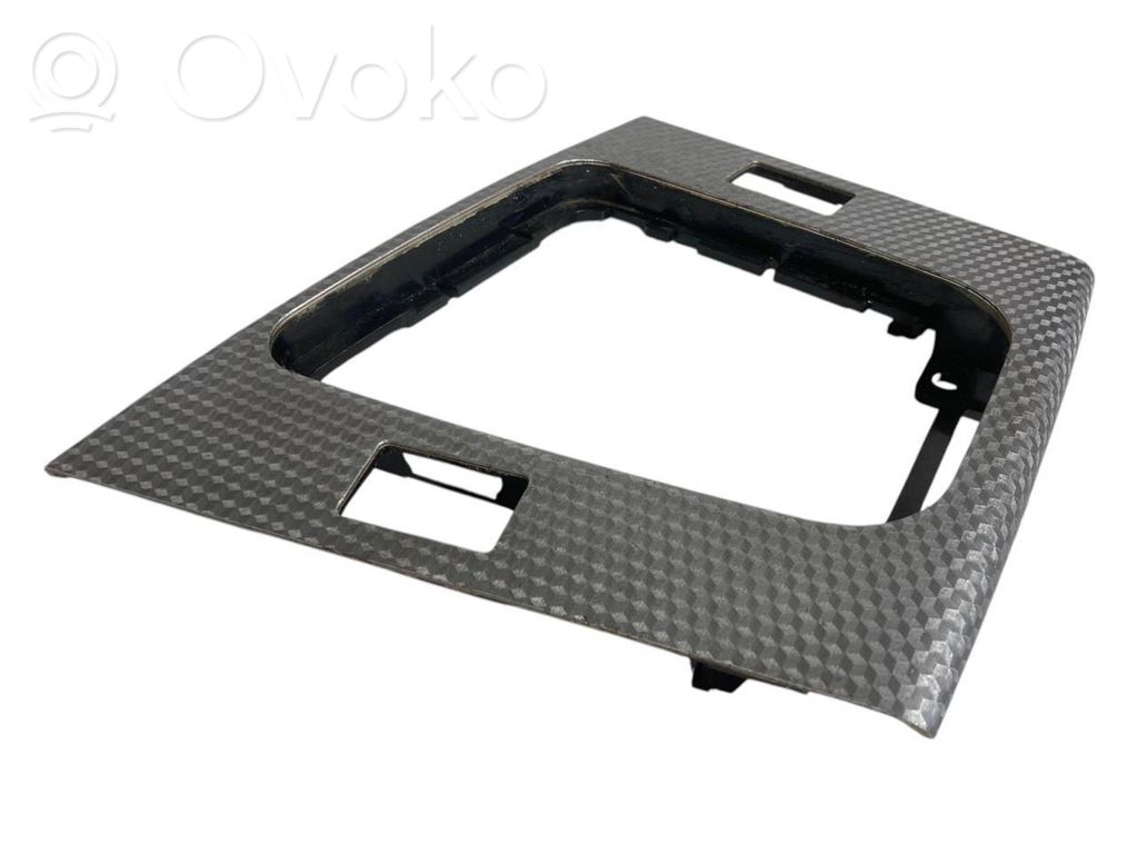 Отделка панели