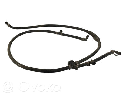 Lukturu mazgāšanas šķidruma trubiņa (-as)