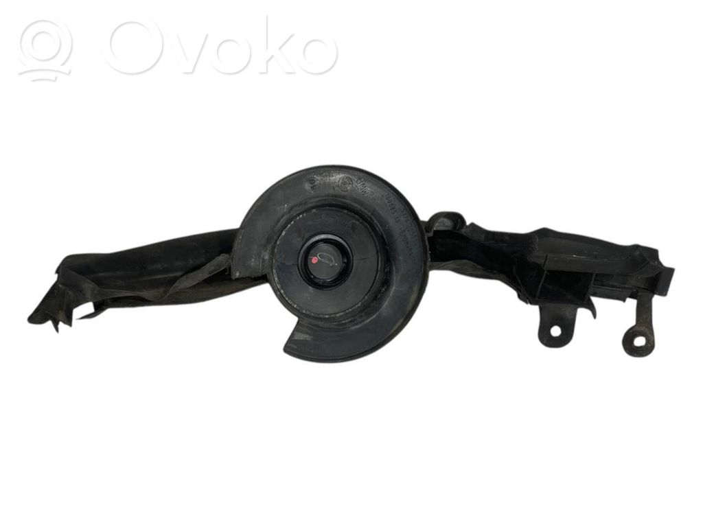 Dzinēja nodalījuma gumija