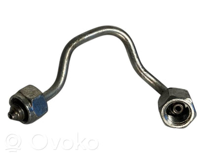 Degvielas caurulīte (-es)