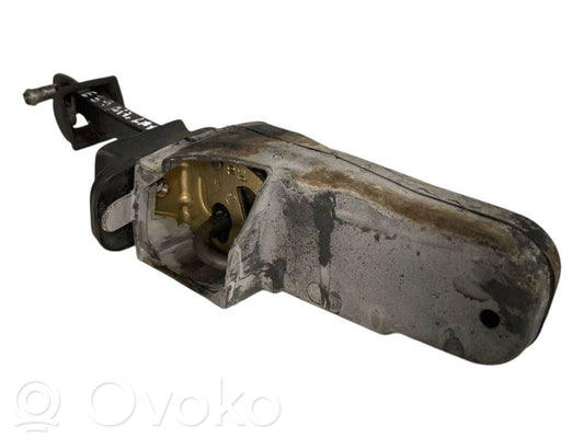 Durvju atvēruma ierobežotājs