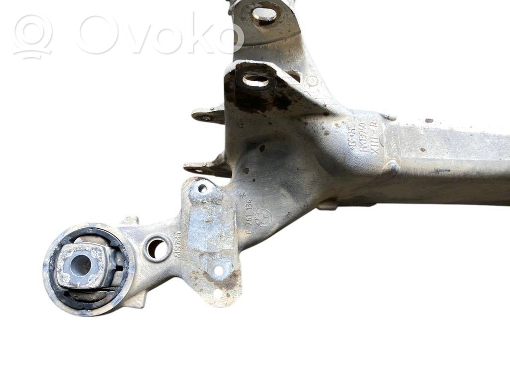 Pusrāmis aizmugurējais / priekšējais