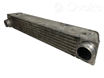 Starpdzesētāja radiators
