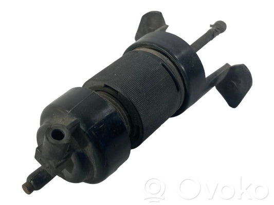 Priekšējā luktura detaļa