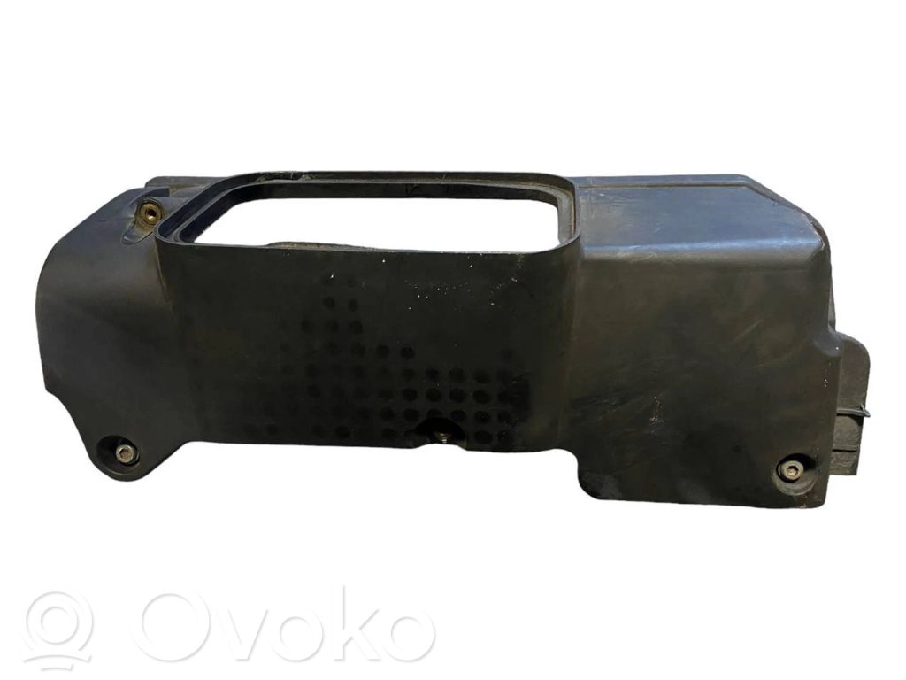 Gaisa filtra kastes vāks