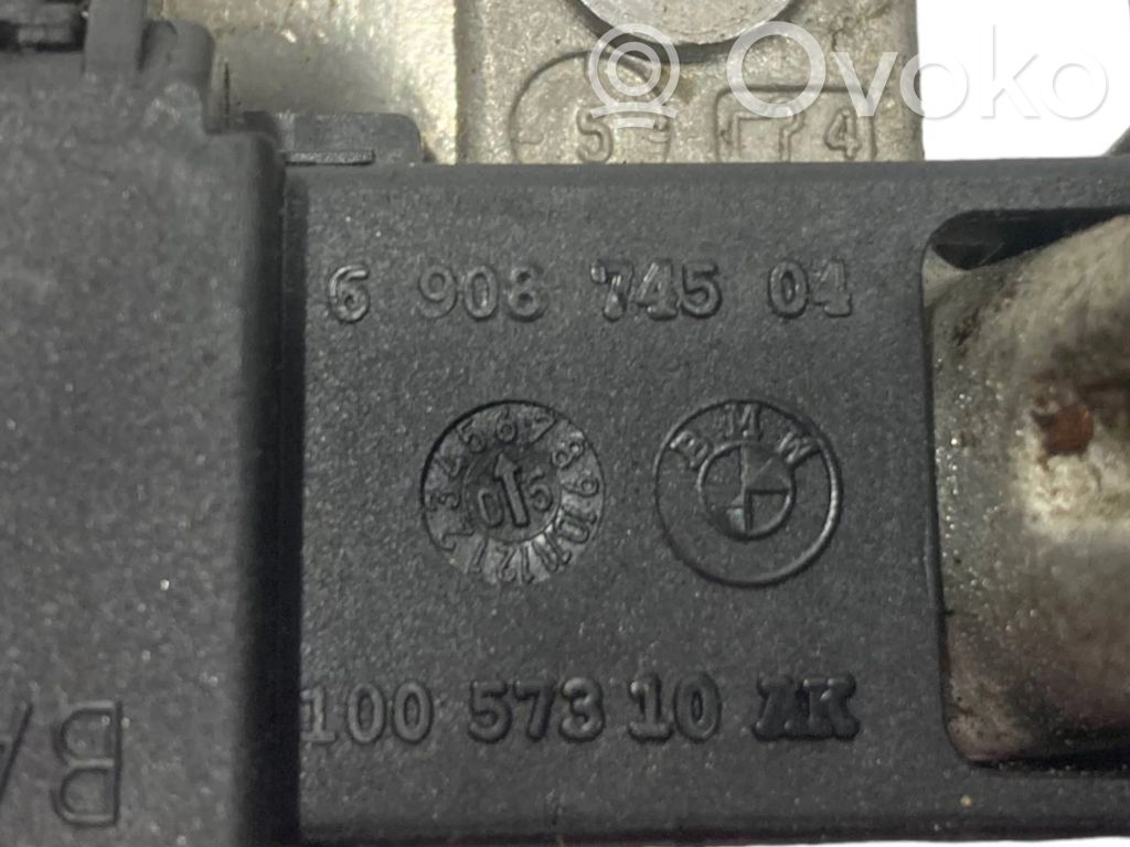 Plusa vads (akumulatora)