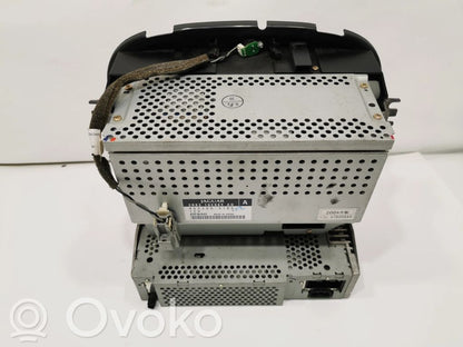Radio / CD/DVD player / navigation