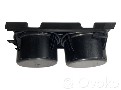 Glāžu turētājs (priekšā)