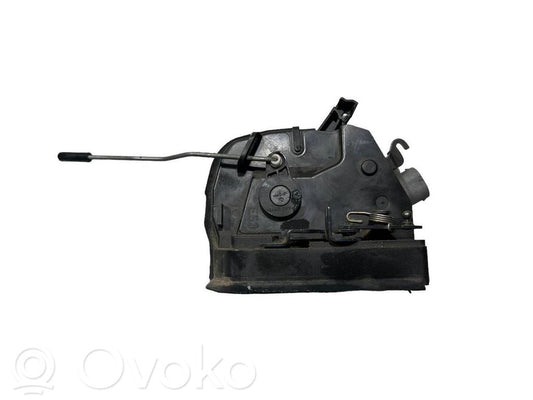 Aizmugurē slēdzene