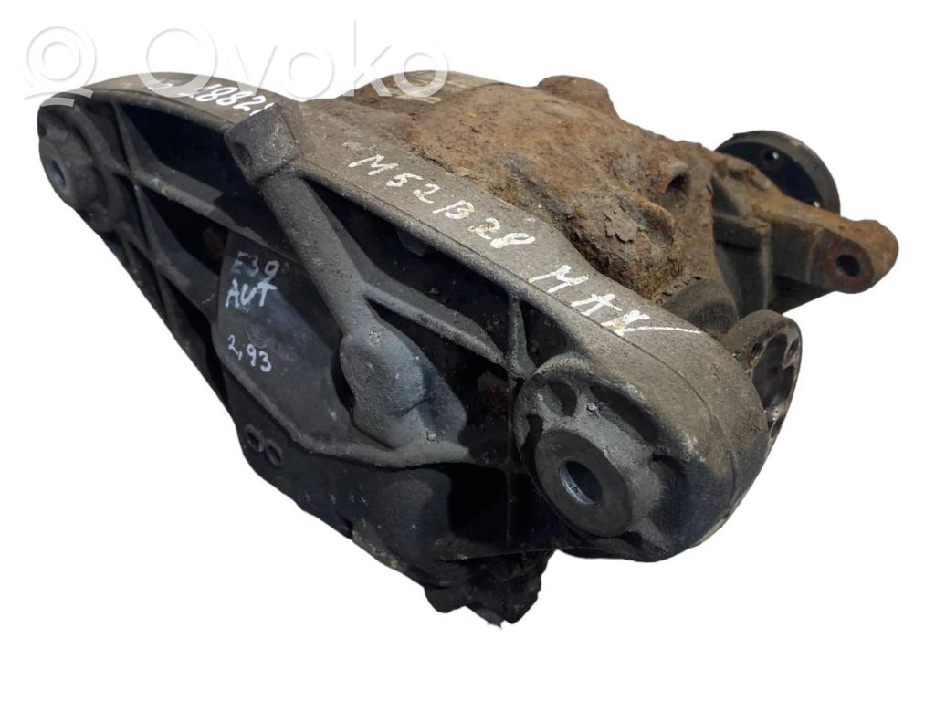 Aizmugurējais reduktors