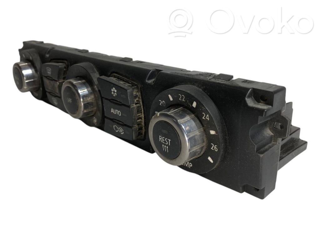 Gaisa kondicioniera / klimata kontroles / salona apsildes vadības bloks (salonā)