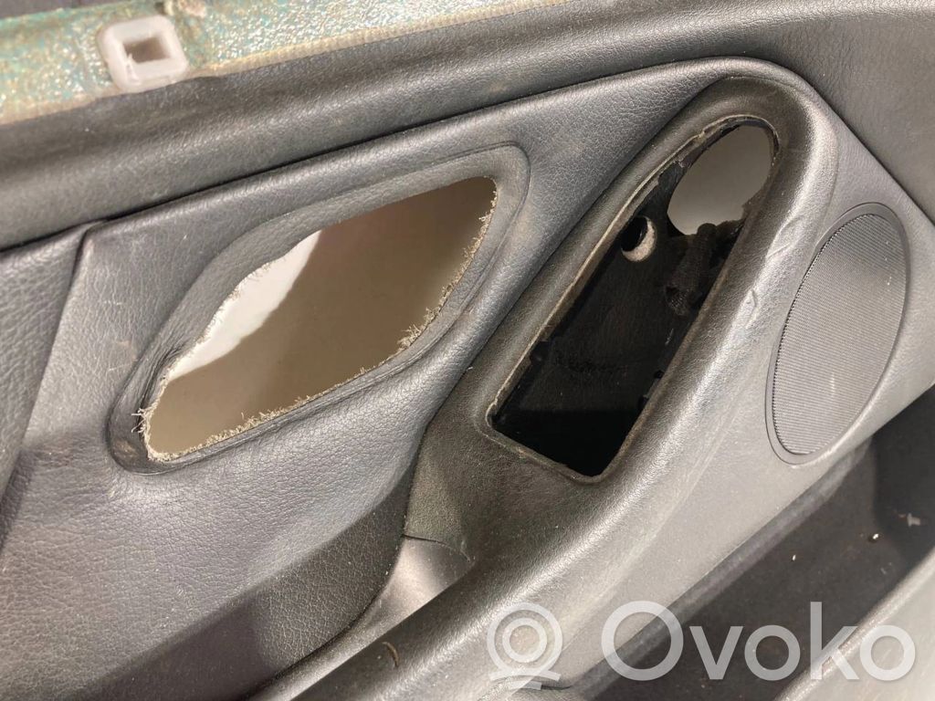 Отделка передней двери