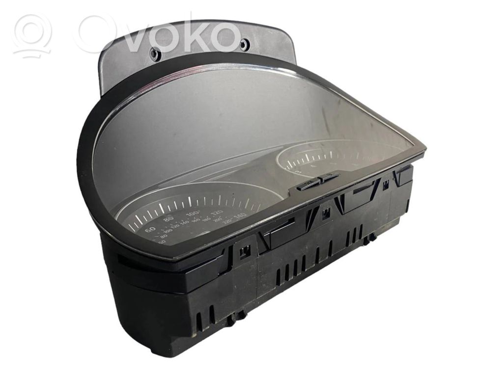 Speedometer (in the instrument panel)