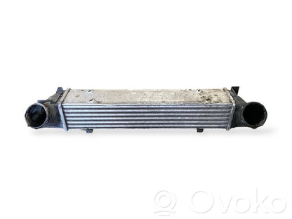 Starpdzesētāja radiators