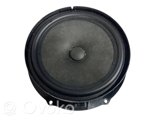 Skaļrunis (-i) priekšējās durvīs