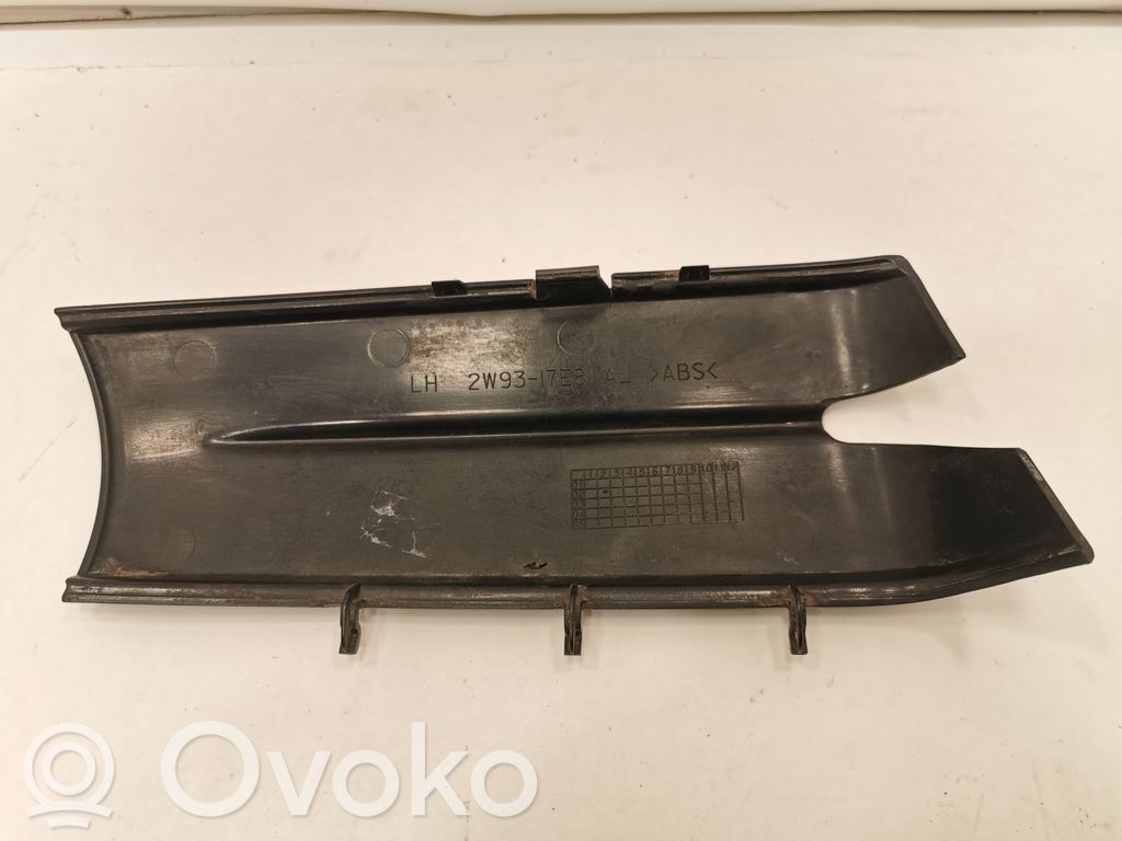 Lower grille (three-piece)