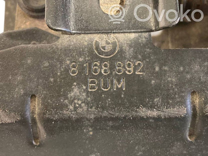 Aizmugurējā pārsega slēdzene