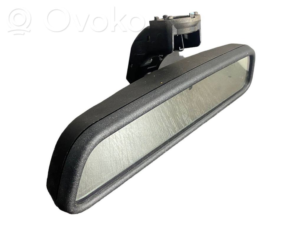 Atpakaļskata spogulis (salonā)