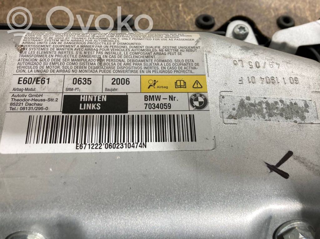 Apšuvums aizmugurējām durvīm