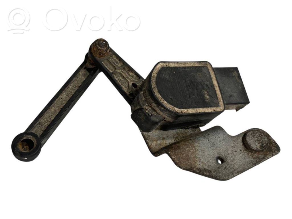 Augstuma sensors (priekšējo lukturu)