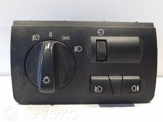 Headlight switch