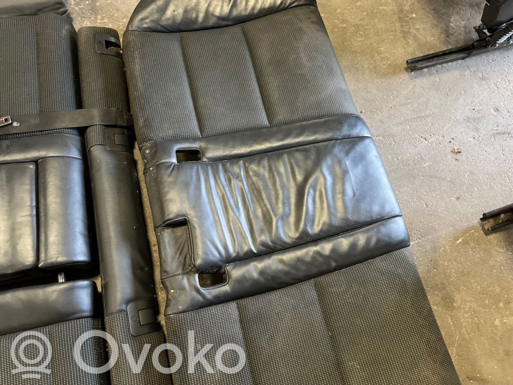 Комплект сидений