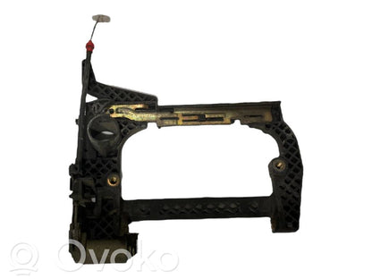 Holder/bracket for external opening handle at the front