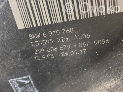 Aizmugurējais lukturis virsbūvē