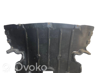 Dzinēja apakšas aizsargs