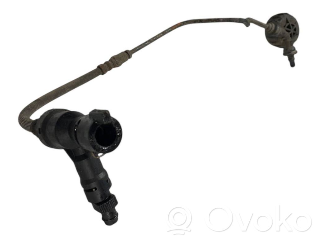 Sajūga caurulīte (-es) / šļūtene (-es)