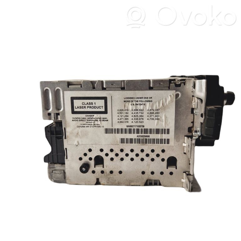 Radio / CD/DVD player / navigation