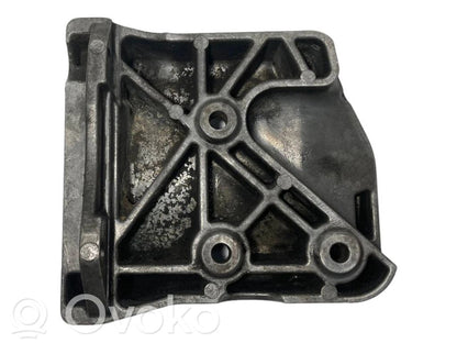 Gaisa kondicionēšanas kompresora stiprinājums