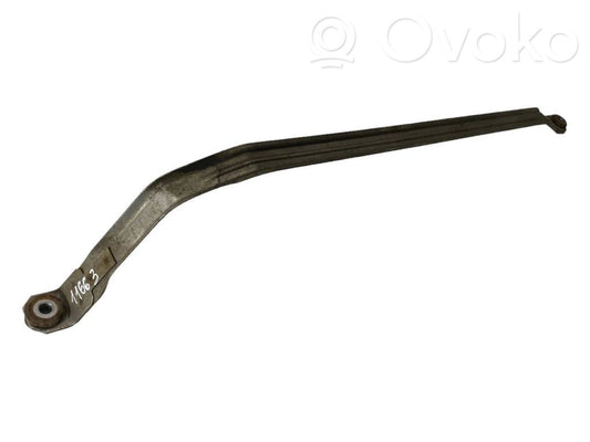 Degvielas tvertnesturētājs (-i)