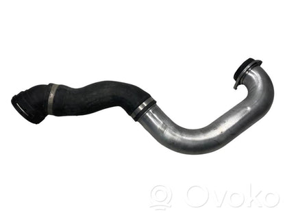 Шланг(и)/труба(ы) интеркулера