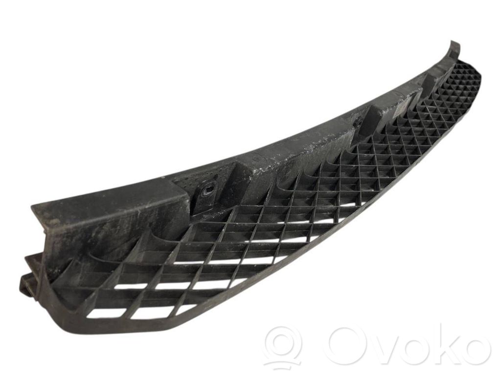 Aizmugurējā bufera montāžas kronšteins