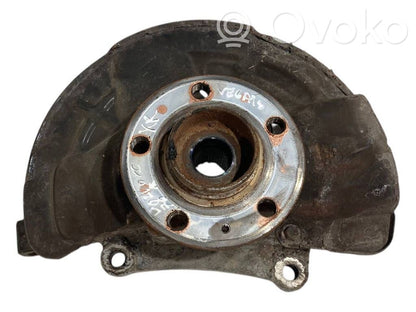 Priekšējā riteņa rumbas vārpstas šarnīrs (stupica, capfa)