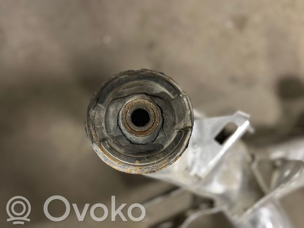 Aizmugurējais tilts