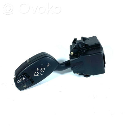 Pagrieziena signālu / lukturu sviria