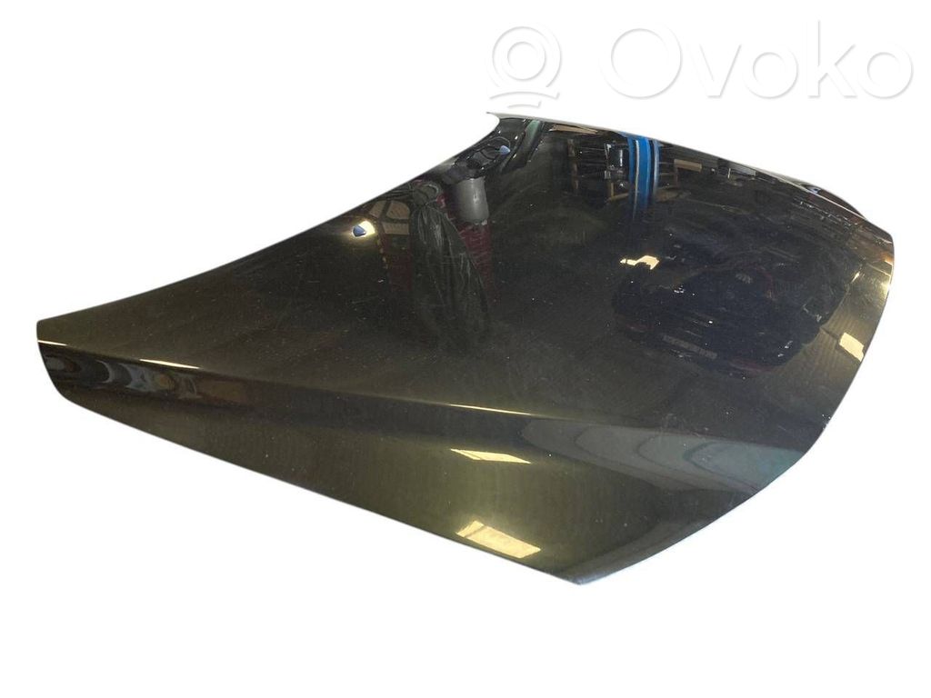 Dzinēja pārsegs (vāks)