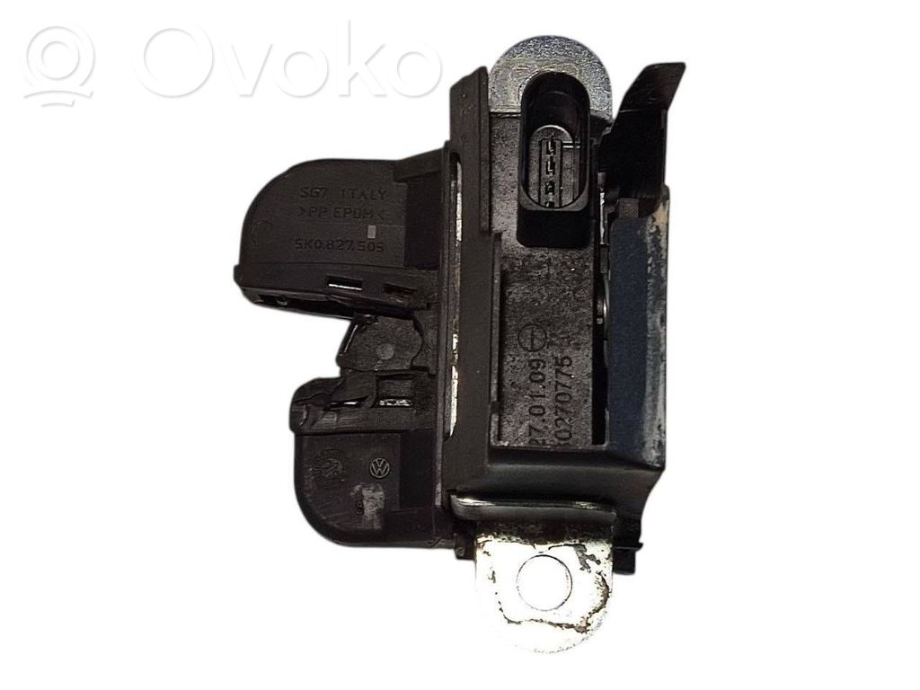 Aizmugurējā pārsega slēdzene