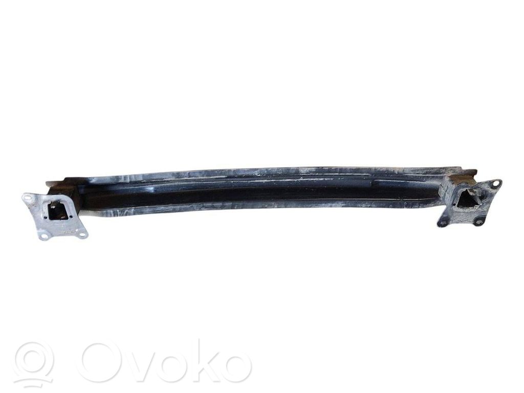 Aizmugurē bampera balka
