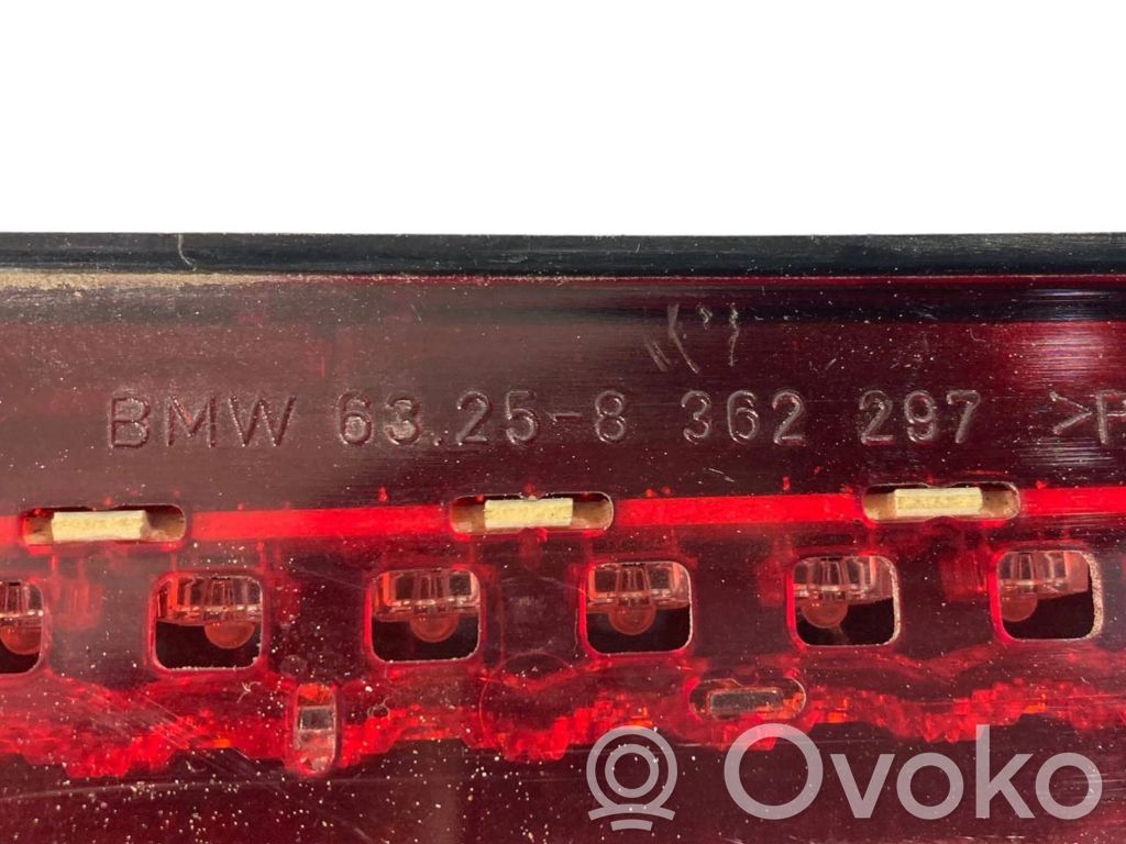 Additional brake light