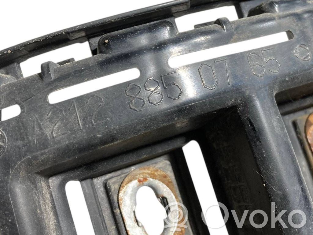 Aizmugurējā bufera montāžas kronšteins