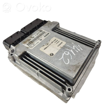 Dzinēja vadības bloks