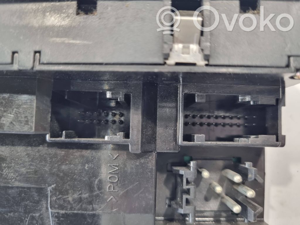 Logu pacēlāju vadības slēdzis (-dži)