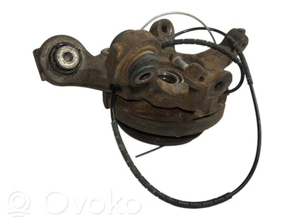 Aizmugurē riteņa rumbas vārpstas šarnīrs (stupica, capfa)