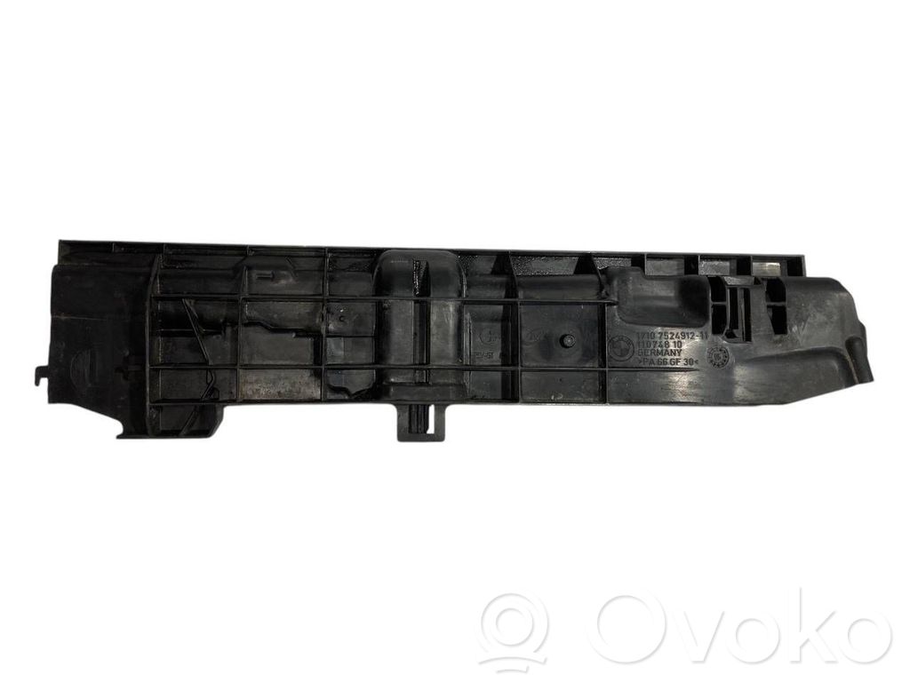 Radiator(s) holder/bracket