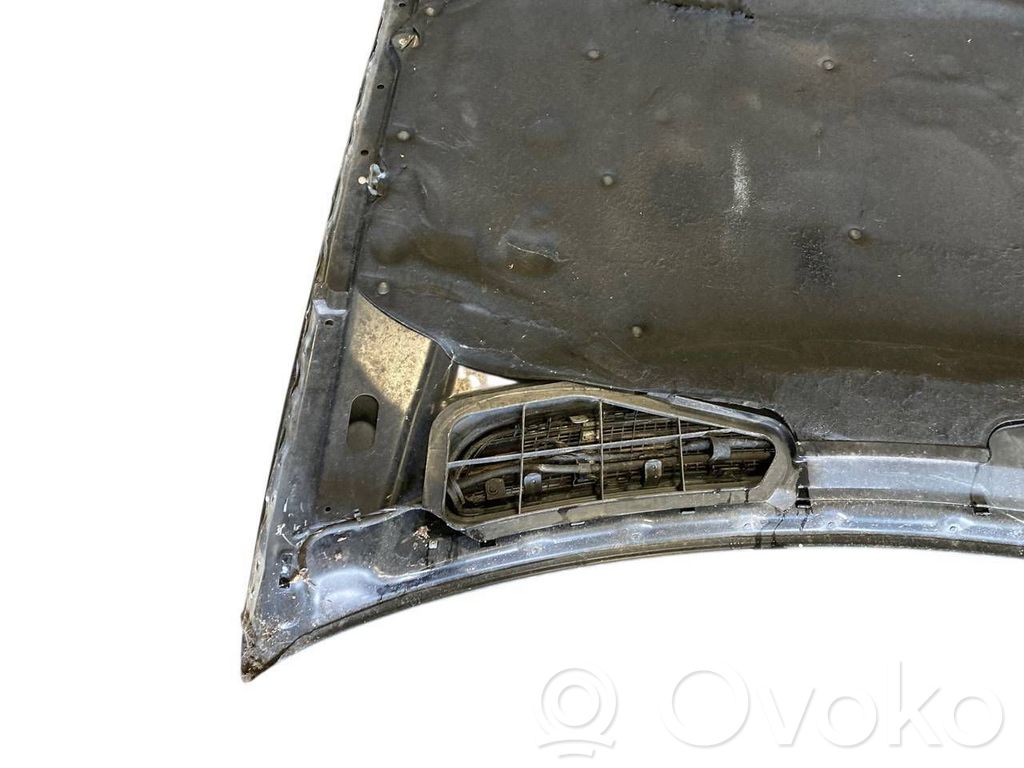 Dzinēja pārsegs (vāks)