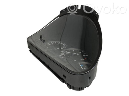 Spidometrs (instrumentu panelī)